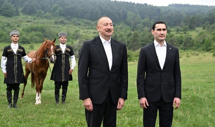 Garabagh Horse gifted to the President of Turkmenistan