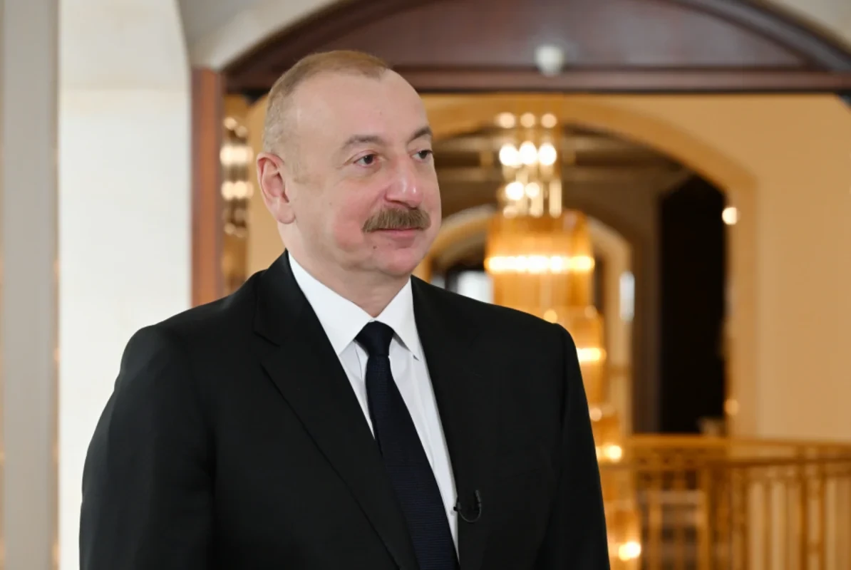 В аккаунтах Президента опубликован видеоролик в связи с Днем Вооруженных сил