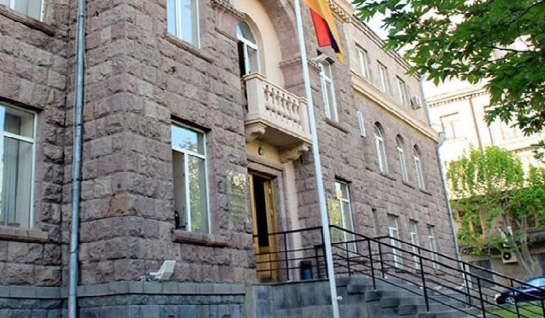 Ermənistan MSK-dan seçicilərə çağırış: Üzərində rəqəm olan geyimlər geyinməyin