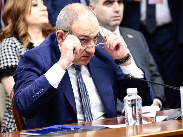 Ermənistanda Putinlə Paşinyanın telefon söhbətindən narahatdırlar: Moskva ona inanmır