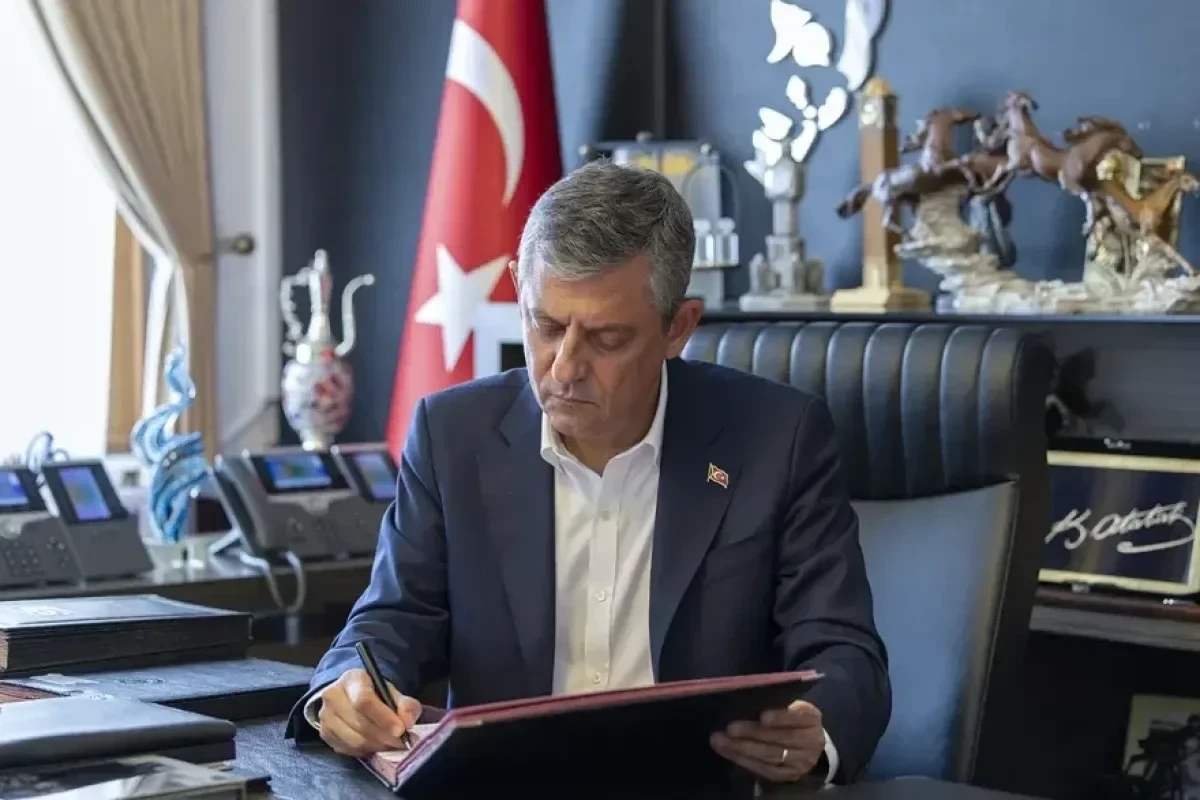 91 millət vəkili istefa verdi - CHP-də nə baş verir?