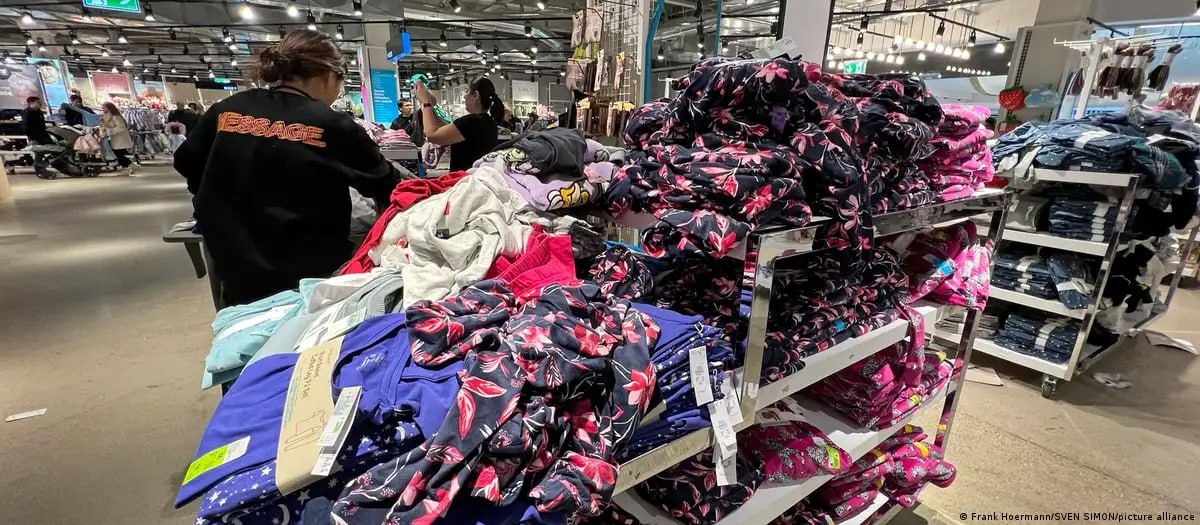 Avropa İttifaqında satılmayan geyim və ayaqqabıların məhv edilməsi qadağan olundu