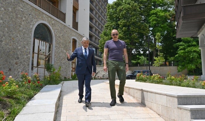 Aliyev inspects Garabagh Street development in Shusha - Photo