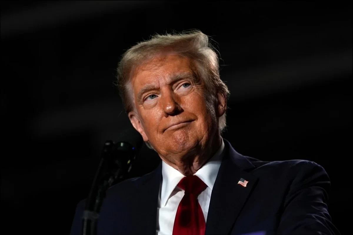 Трамп: США дали Ирану недельный перерыв в переговорах из-за похорон Хаменеи