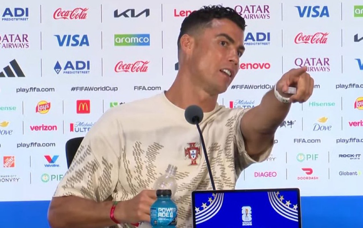 Ronaldodan tənqidçilərinə - Sərt mesaj