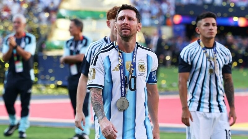 Messi dünya çempionatının ən yaxşı  oyunçusu seçildi