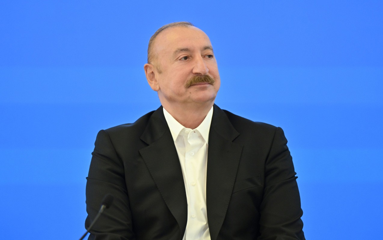 “Fransanın dənizaşırı əraziləri müstəmləkəçilik siyasətindən əziyyət çəkir”