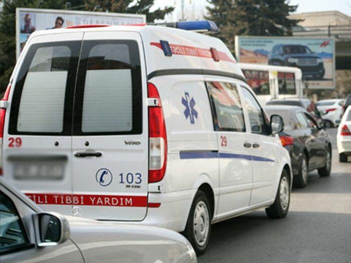 Təcili yardımı boş yerə məşğul edənlərin sayı açıqlandı
