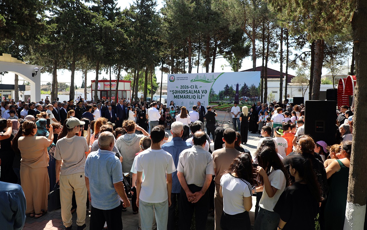Suraxanıda yenidən qurulan park istifadəyə verildi -