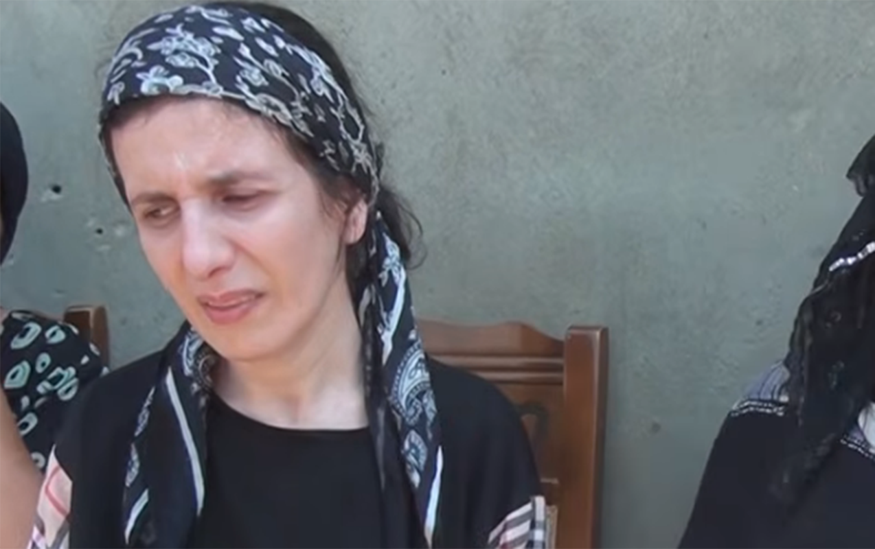 “Atasına deyir ki, meyitini gətirin, əlimi sürtüm” - Gözdən əlil ananın fəryadı+Video