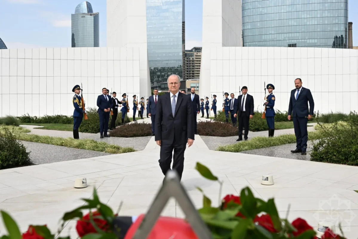 Премьер-министр Государства Палестина посетил Парк Победы в Баку - ФОТО