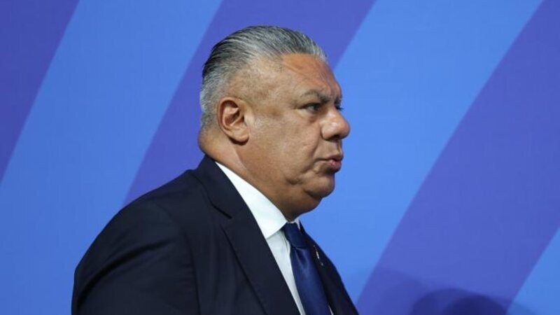 Argentina Futbol Assosiasiyasının rəhbəri hava limanında saxlanıldı