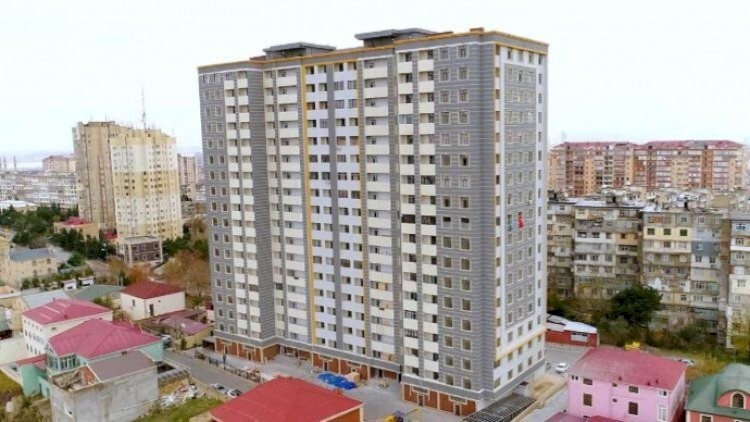 Bakıda tikinti şirkətinin ağlasığmaz fırıldağı: 10 mərtəbəli binanın... - VİDEO