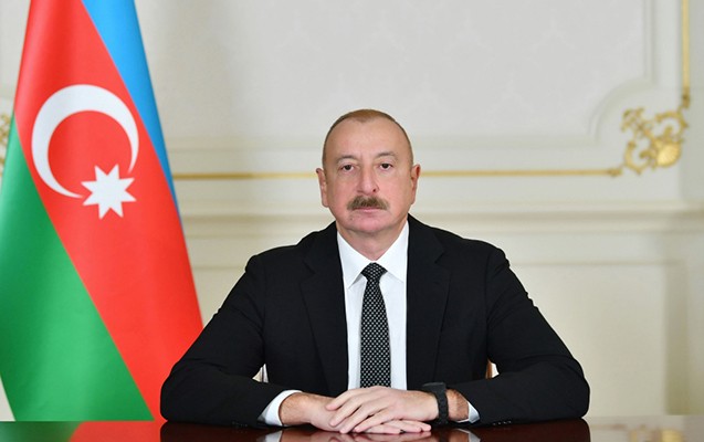 Prezident həmkarını təbrik etdi