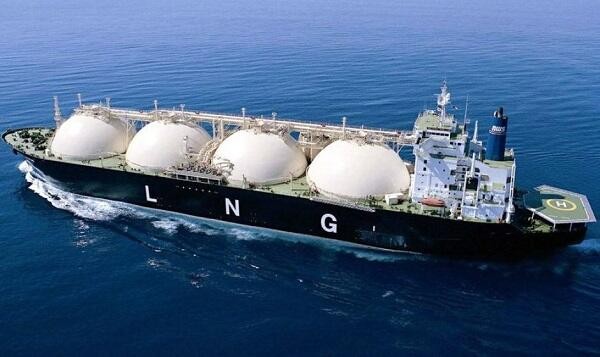 LNG tanker hit by missiles near Strait of Hormuz