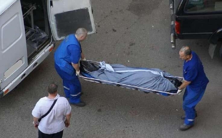 В Масаллы пожилой мужчина погиб, упав с дерева