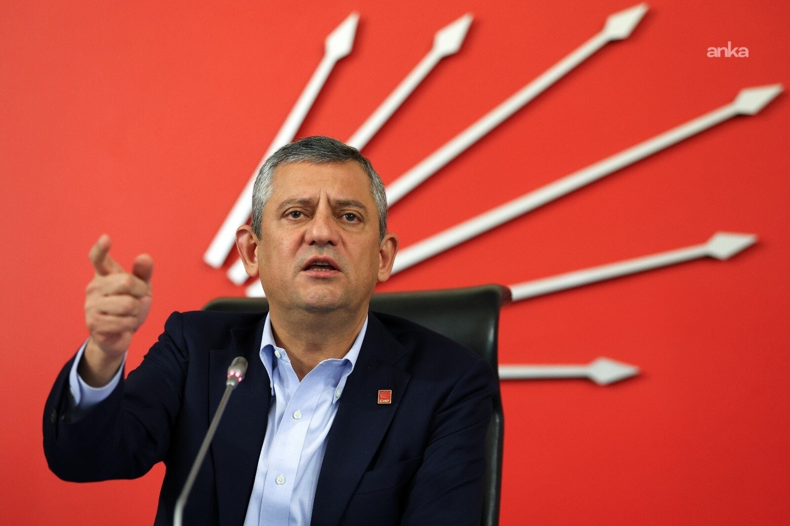 230-a yaxın bələdiyyə sədri CHP-dən istefa verdi