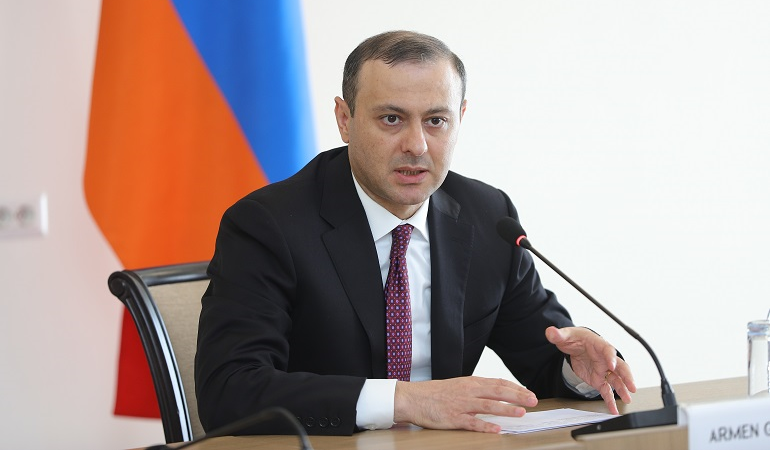 СМИ: Григорян оказался недоволен решением Пашиняна