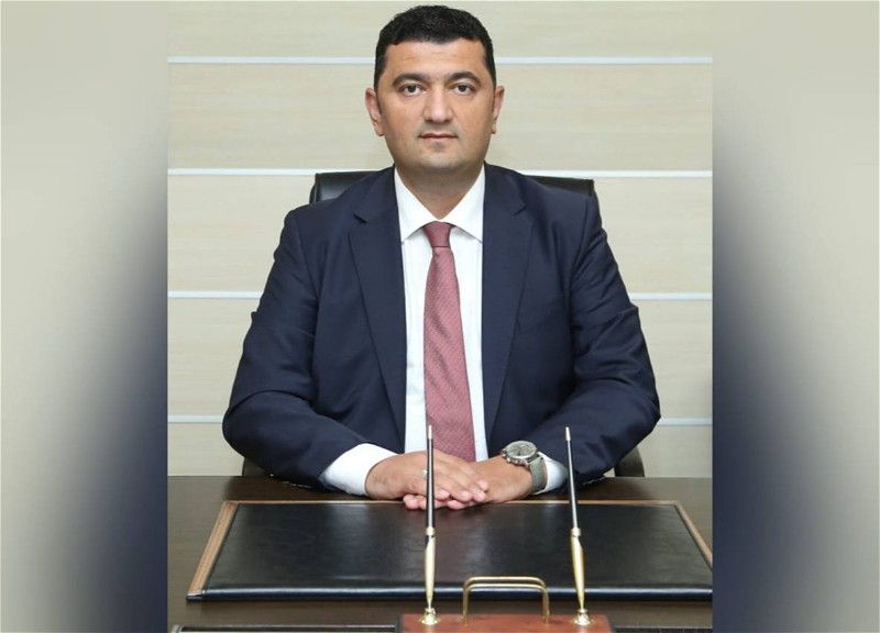 Замдиректора Yeni Klinika покинул должность и переезжает в США по Green Card