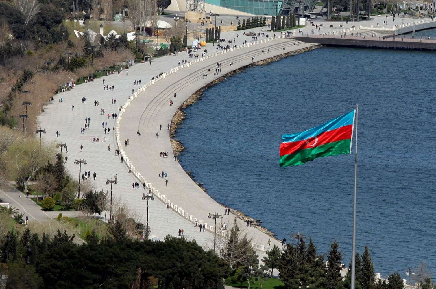 Daha bir məşhur şirkət Azərbaycanda vergi ödəyəcək