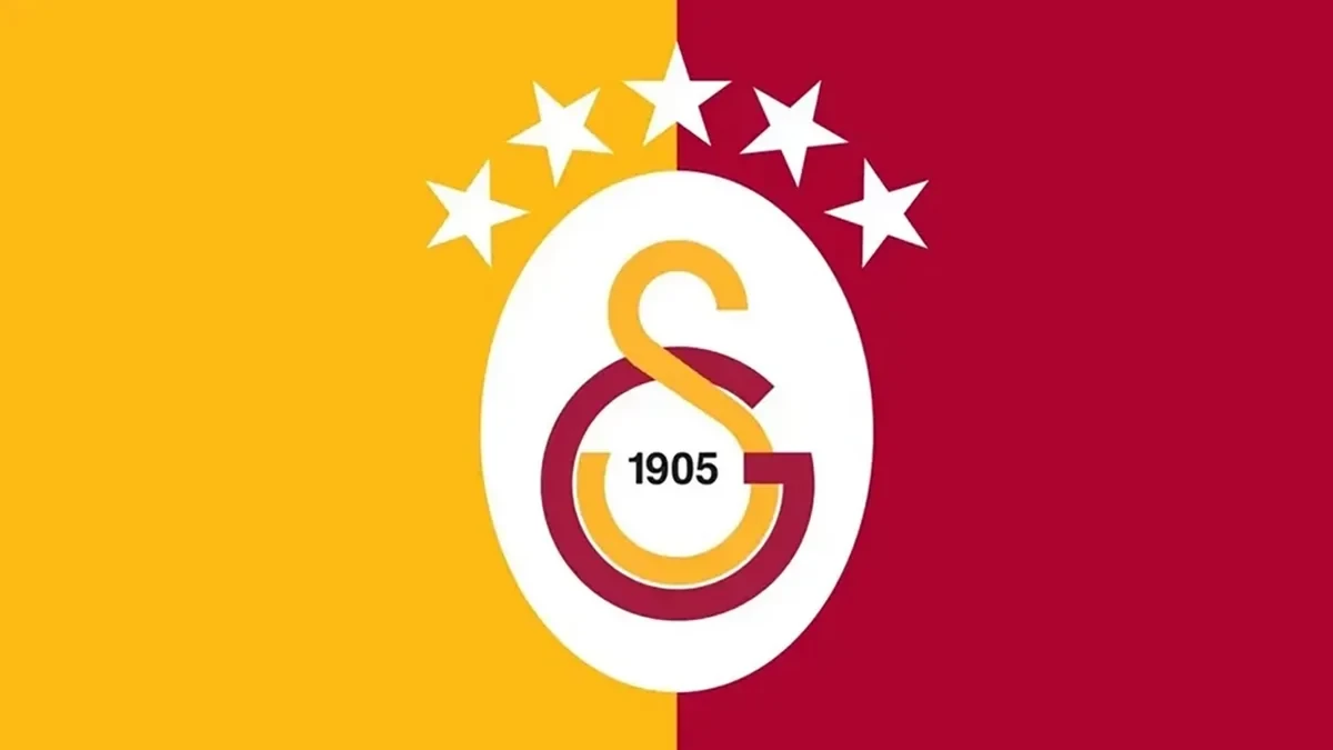 "Qalatasaray" Türkiyə millisinin üzvünü transfer edir - FOTO