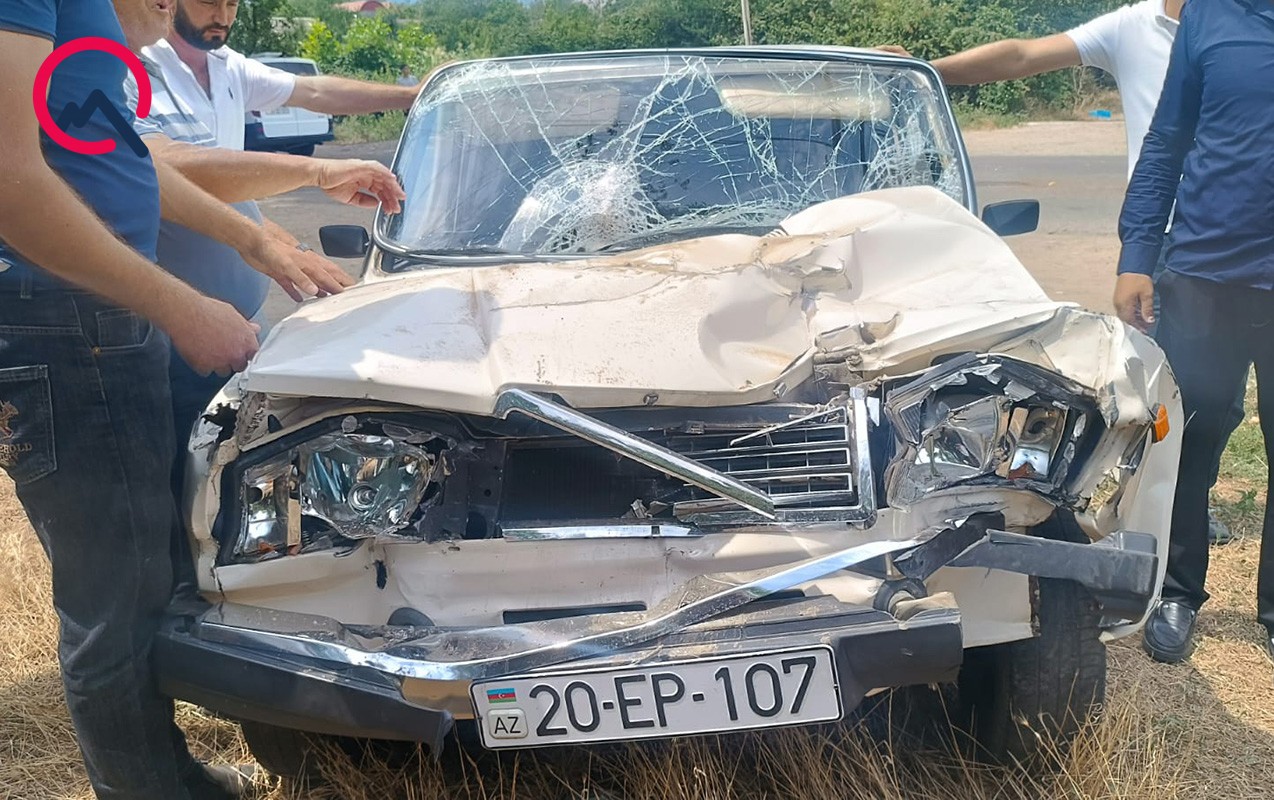 “VAZ” yük maşını ilə toqquşdu - 8 yaşlı uşaq xəsarət aldı+Fotolar