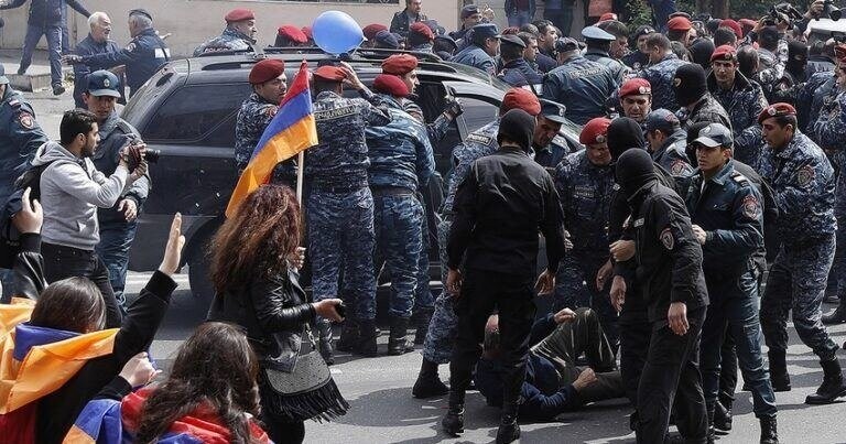 Paşinyan hökumətinə qarşı ağır ittiham: Bu yolla siyasi rəqiblərilə hesablaşır