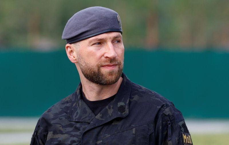 Зеленский выдвинул Хмару на пост главы Минобороны Украины