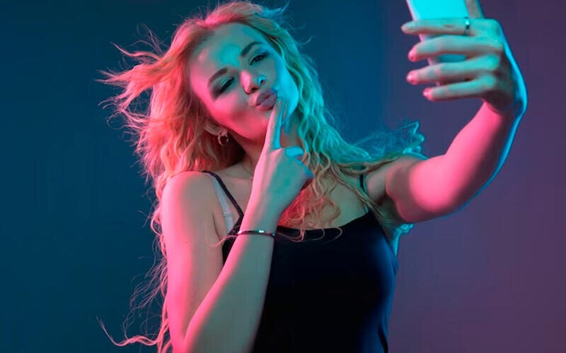 15 saniyəlik video, milyonlarla pul: TikTok necə varlandırır?