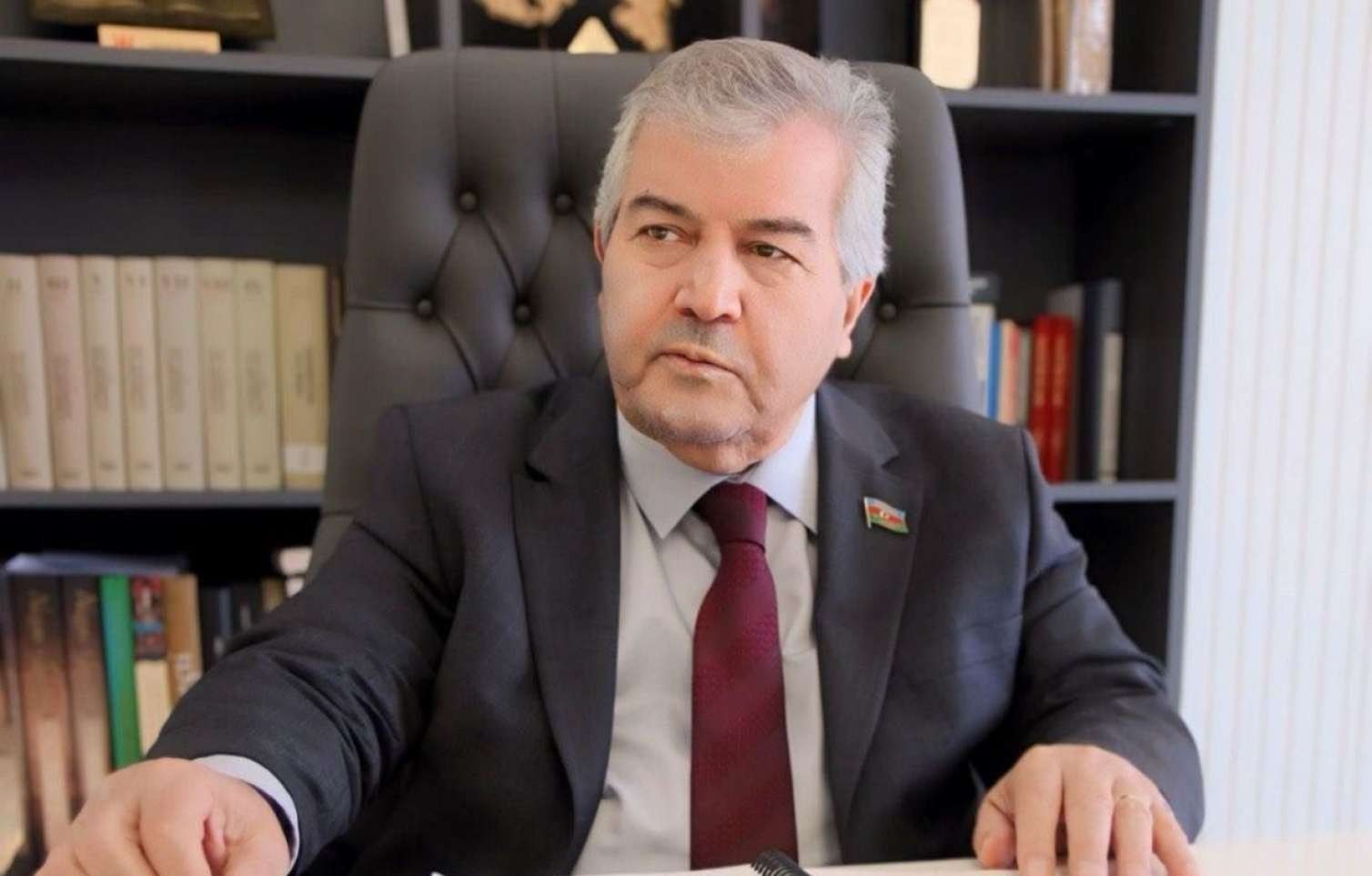 Şah İsmayılı İrana bağışlamaq istəyənlər səhv etmirlər... -   Sabir Rüstəmxanlı