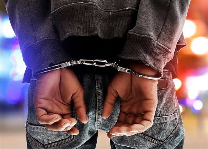 В Баку мужчина обокрал знакомого на 33 тысячи манатов