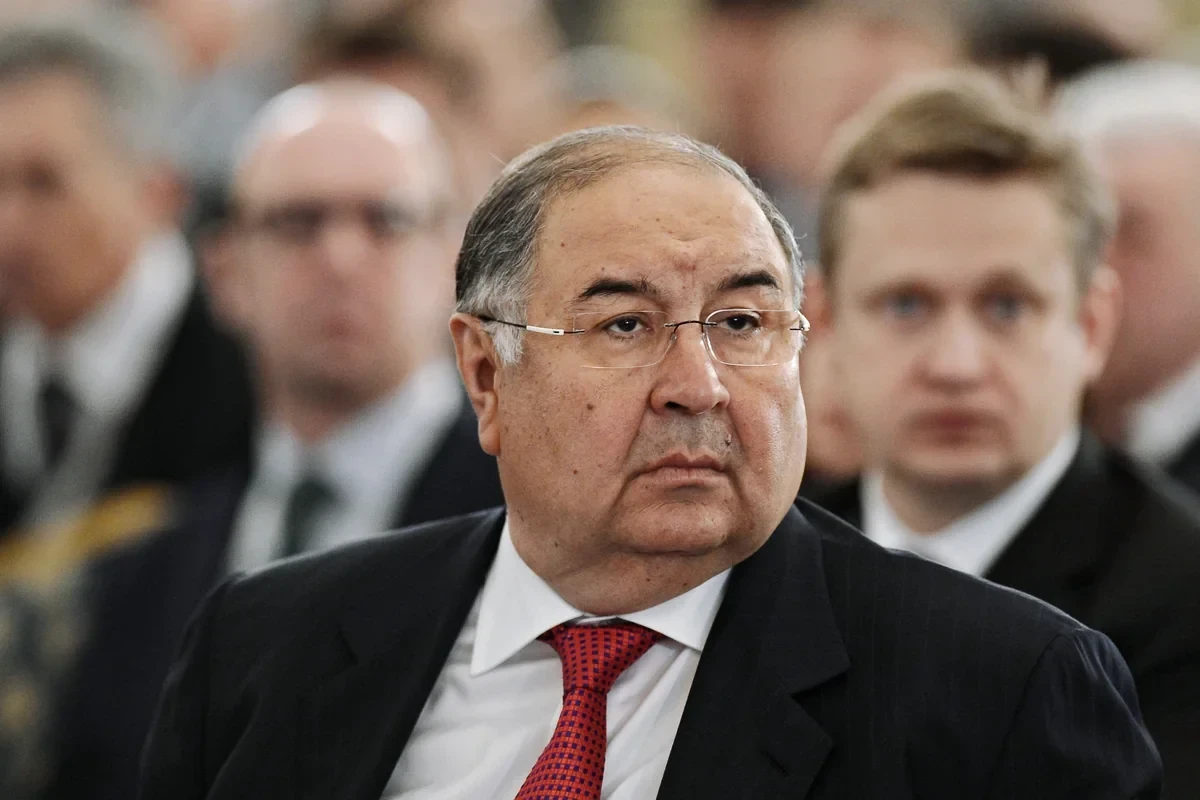 Во Франции рассказали, зачем сняли санкции с Алишера Усманова