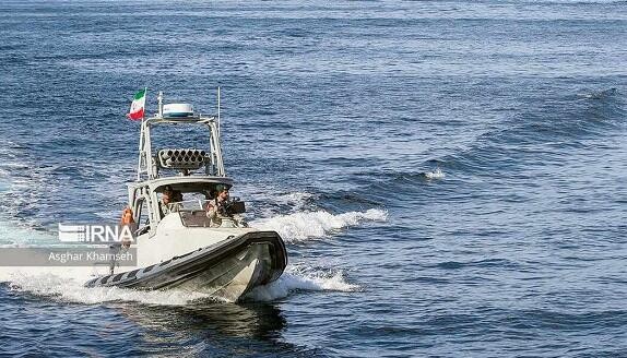IRGC warns tanker crews in Kuwait, Bahrain to leave vessels