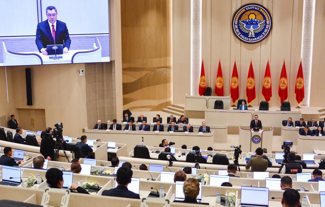 Qırğızıstanda keçiriləcək prezident seçkilərinin tarixi təsdiqləndi