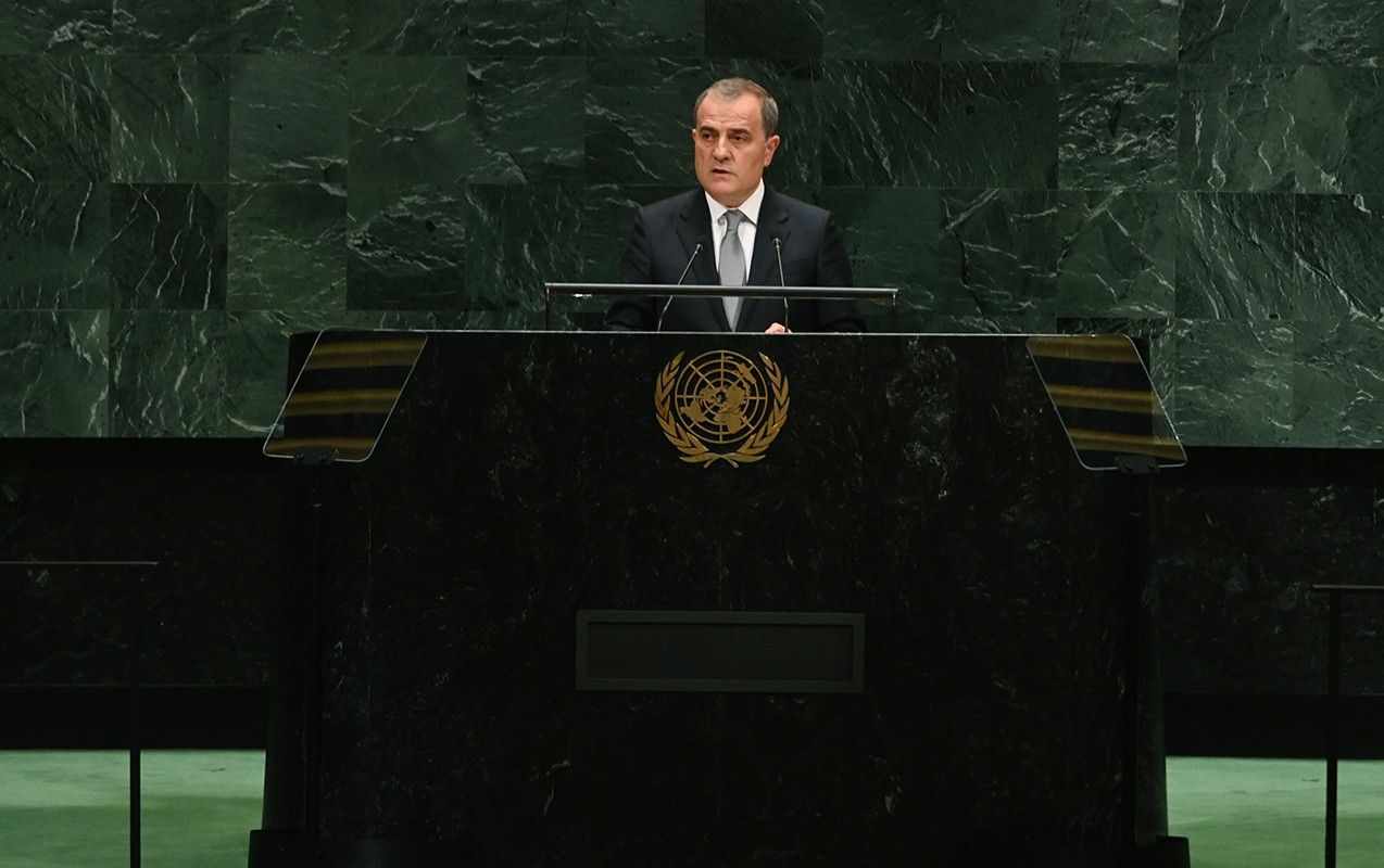 “Azərbaycan Ermənistanı strateji əhəmiyyətli neft məhsulları ilə təmin edir”