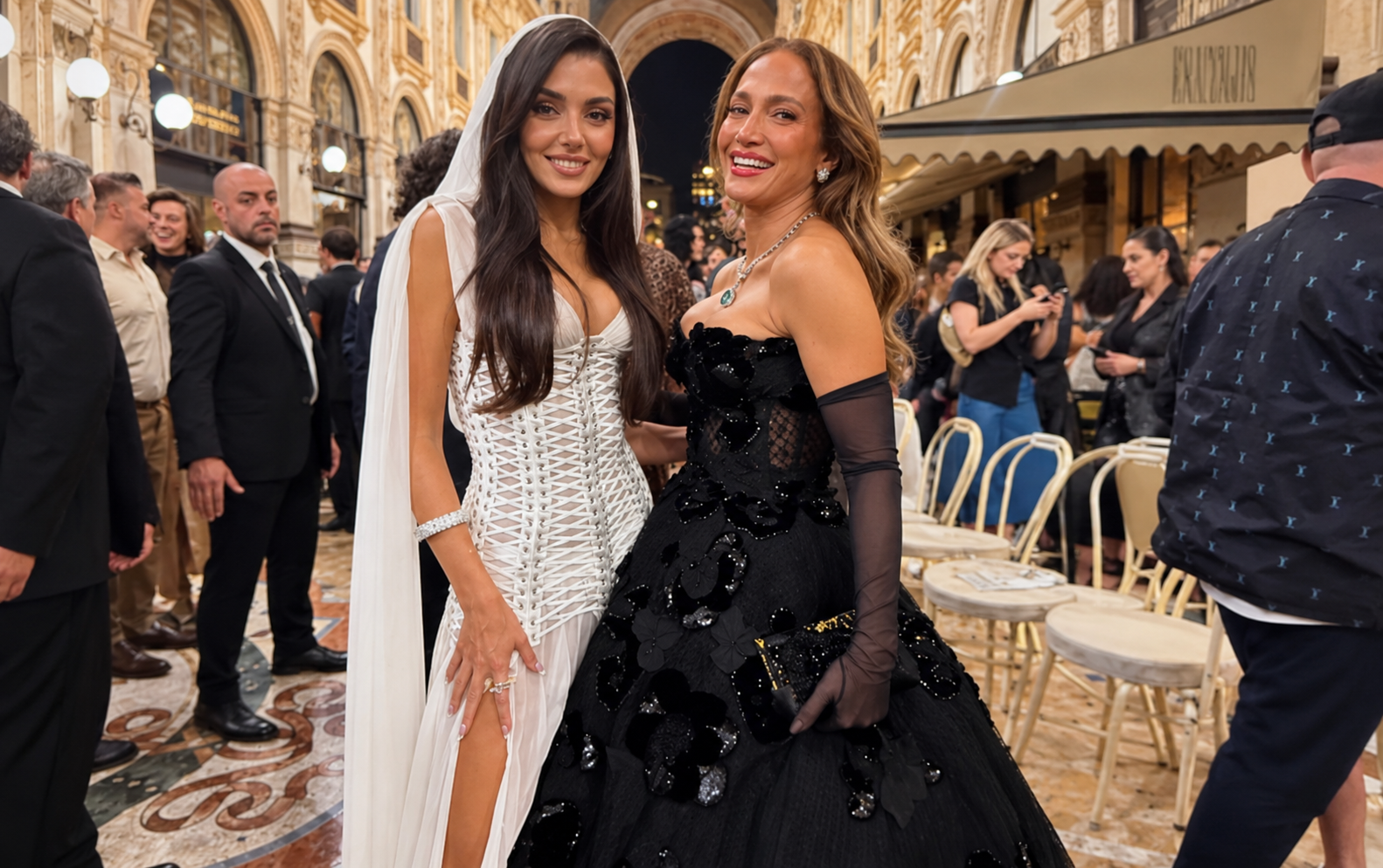 Hande Erçel Cennifer Lopezlə bir arada - Fotolar