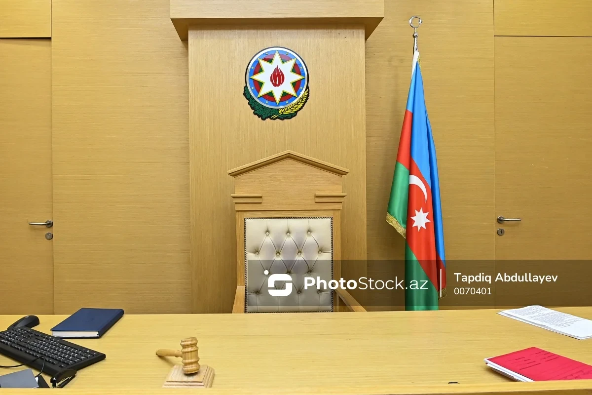 Xaricdə iş vədi ilə çoxsaylı şəxsləri aldadan şəxs barəsində cinayət işi məhkəməyə göndərilib