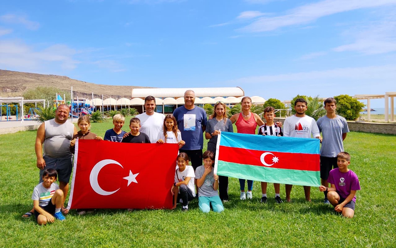 Türkiyə yelkənçiləri Bakıda -