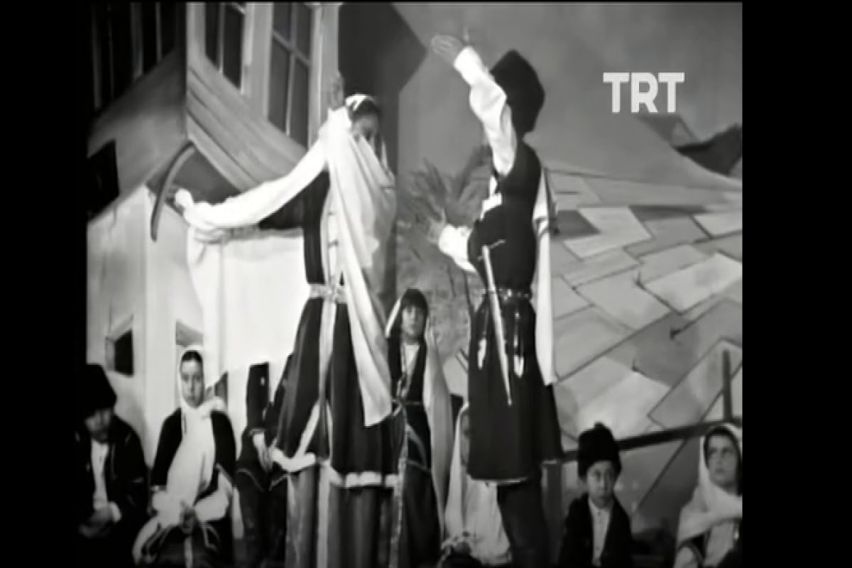 Bu, "Qafqaz oyunu" deyil, Azərbaycan xalq rəqsidir... -
