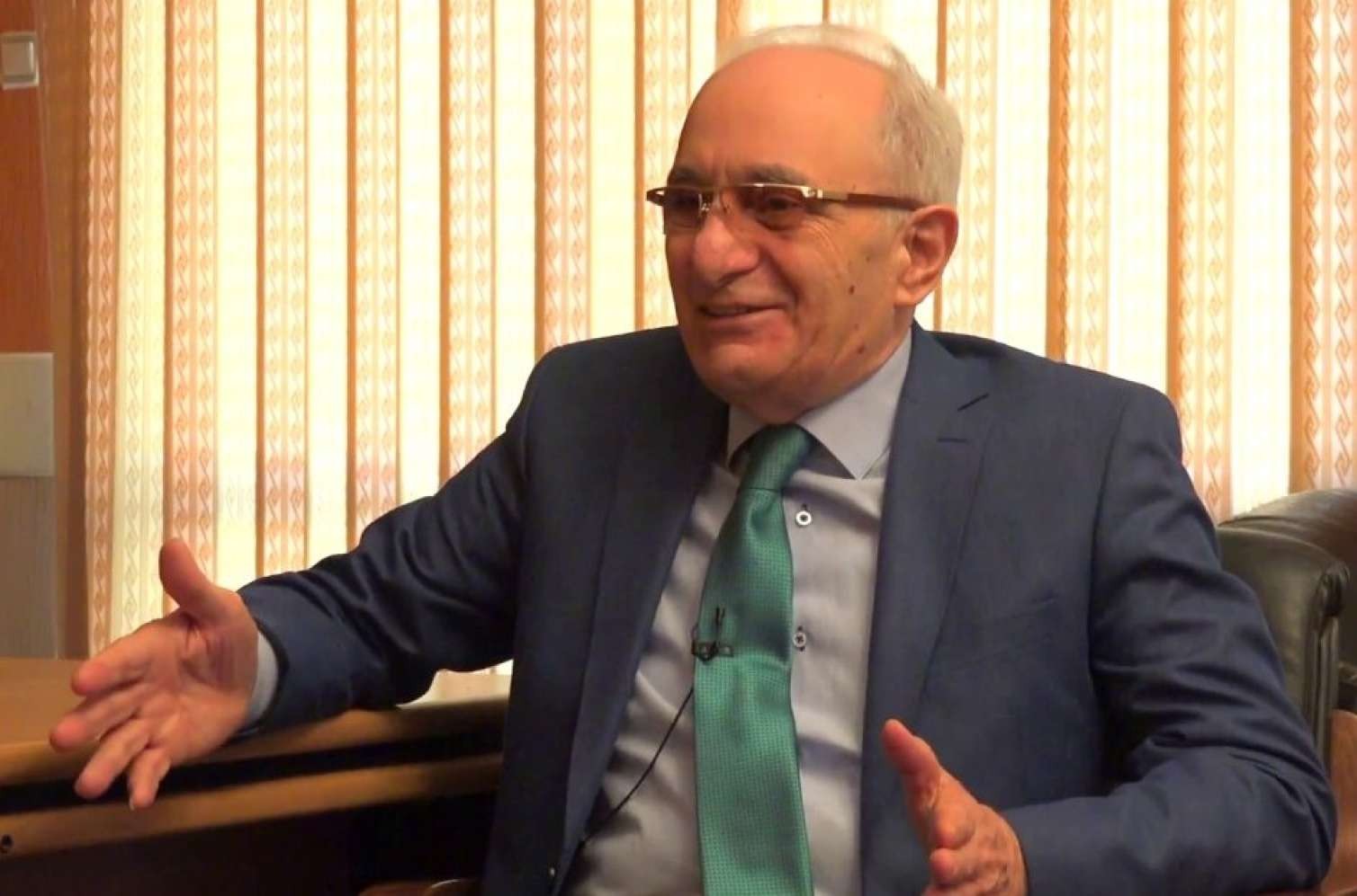 “Hicab dinin vacib şərti deyil”  Dini Komitənin sabiq sədrindən qalmaqallı açıqlama