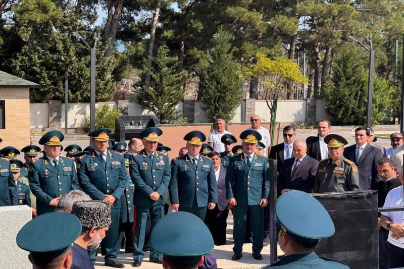 Генерал-майор Искендер Аллахвердиев похоронен на Военном мемориальном кладбище