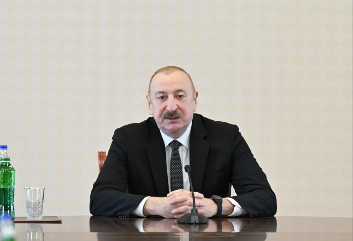 Prezident bir qrup şəxsi "Tərəqqi" medalı ilə təltif etdi - SİYAHI