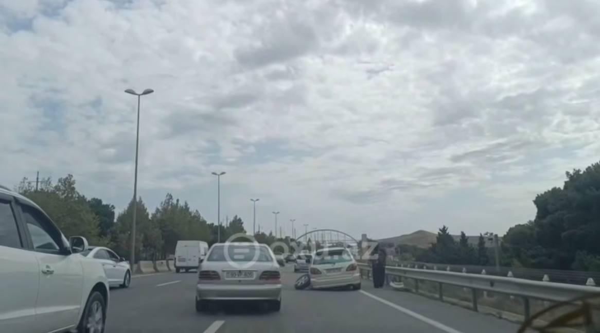 Bakı-Sumqayıt yolunda qəza -