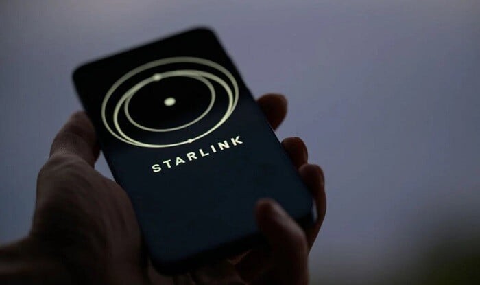 SpaceX gets FCC approval for global satellite service