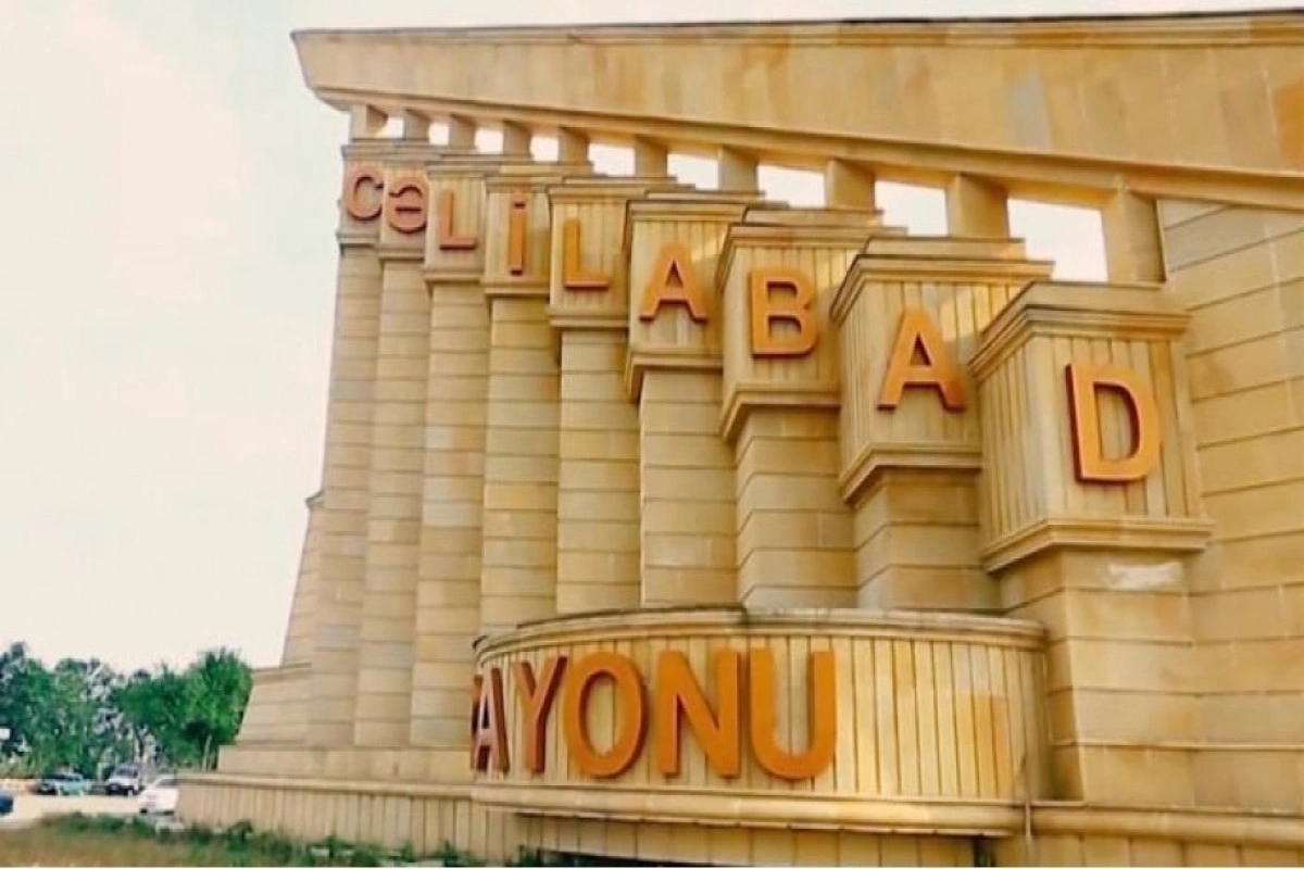 Cəlilabadda sürücü yük maşınını təmir edərkən altında qaldı
