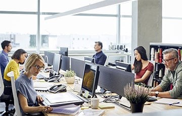 Forbes beş ildə hansı işçilərə ehtiyac olacağını açıqlayır...