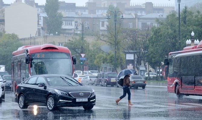 Погода на октябрь: ливни, грозы, град...