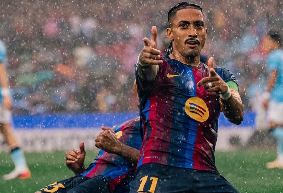 Barcelona thrashes Feyenoord in Champions League opener