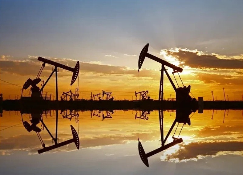 Цена азербайджанской нефти превысила 97 долларов