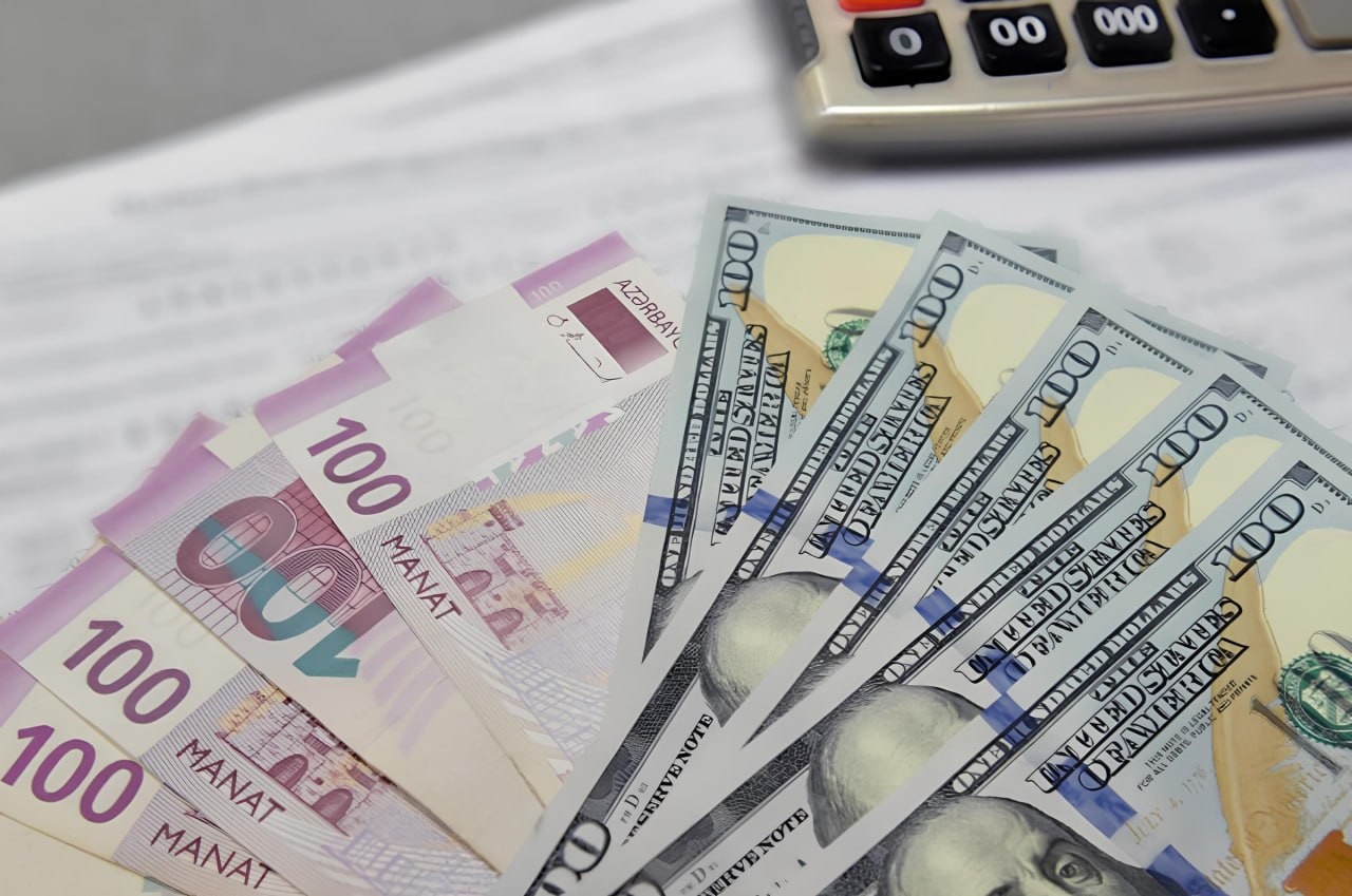 İki qonşu ölkədə dollar kəskin bahalaşdı –